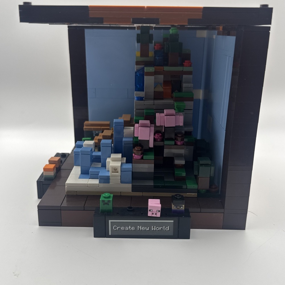 LEGO Minecraft 21265 The Crafting Table Incomplete Set - Picture 5 of 6